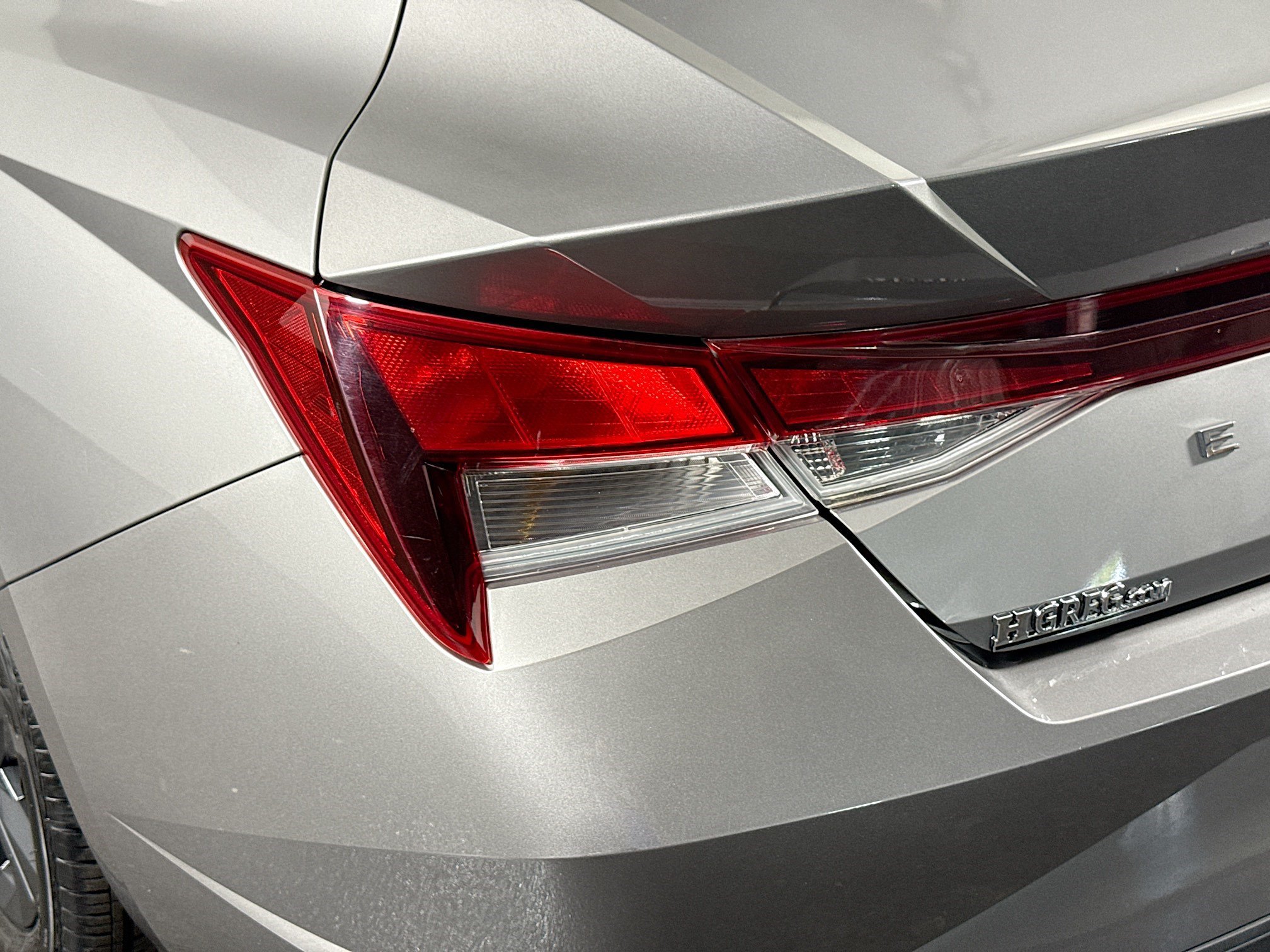 Used 2022 Hyundai Elantra SEL FWD image 36