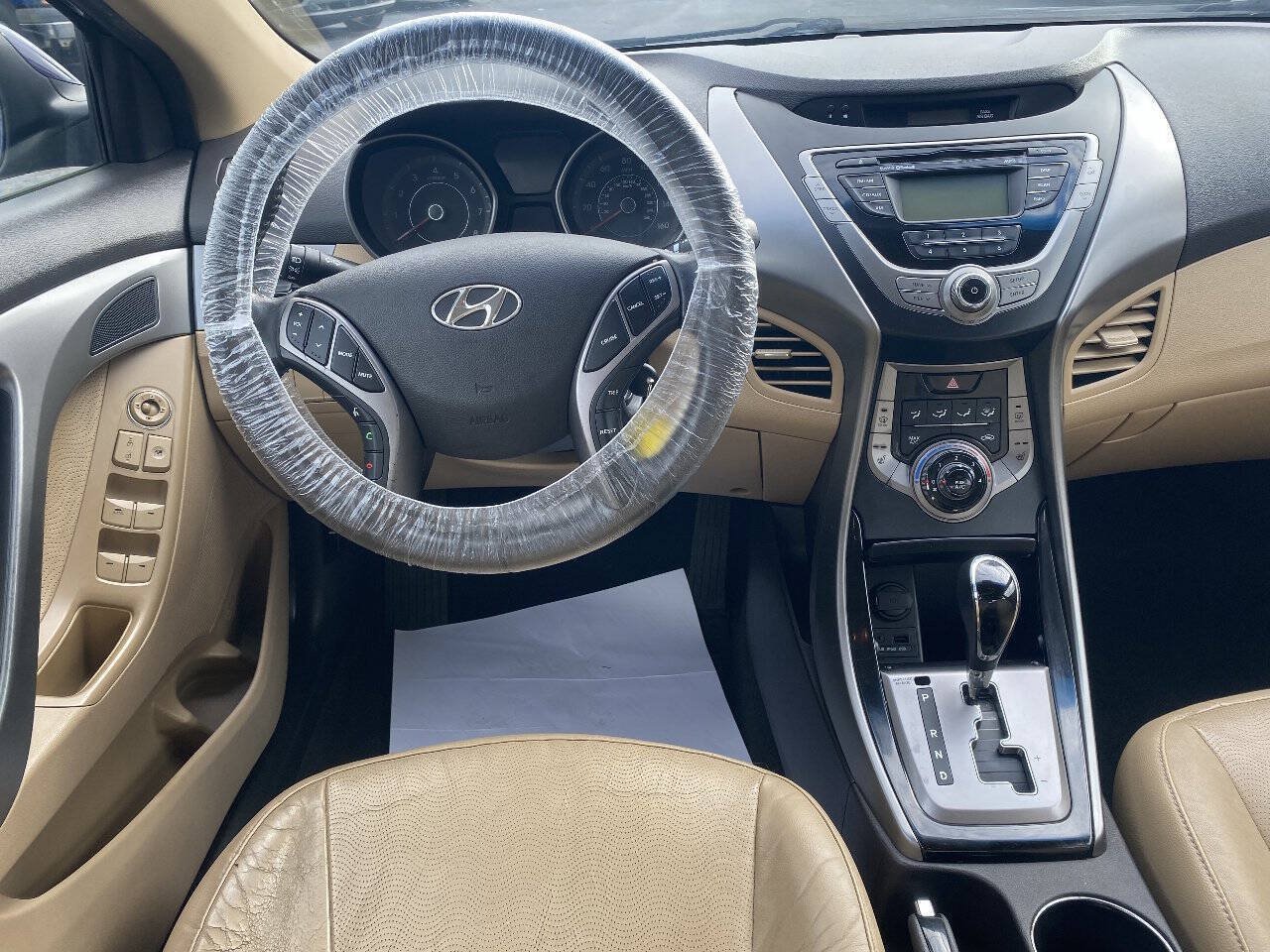 Used 2013 Hyundai Elantra Limited FWD image 12