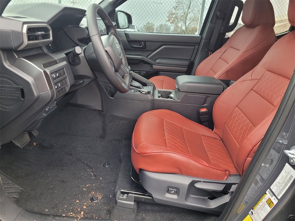Used 2025 Toyota Tacoma SR5 image 6