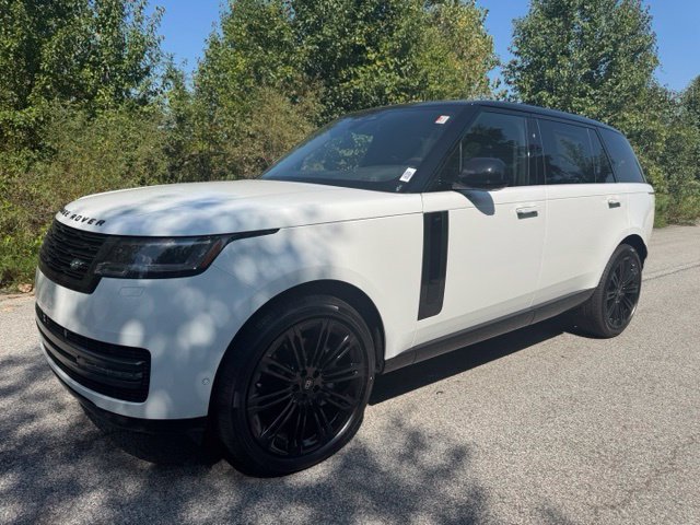 New 2027 Land Rover Range Rover Long Wheelbase SE AWD/4WD image 1