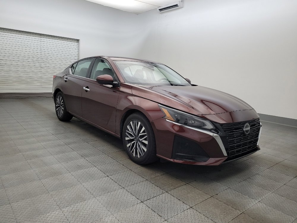 Used 2023 Nissan Altima 2.5 SV image 13