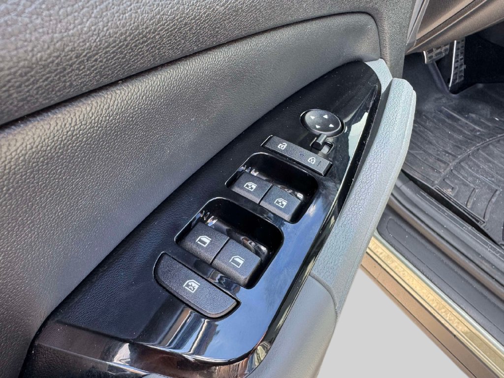 Used 2024 Kia Sportage X-Pro AWD/4WD image 16