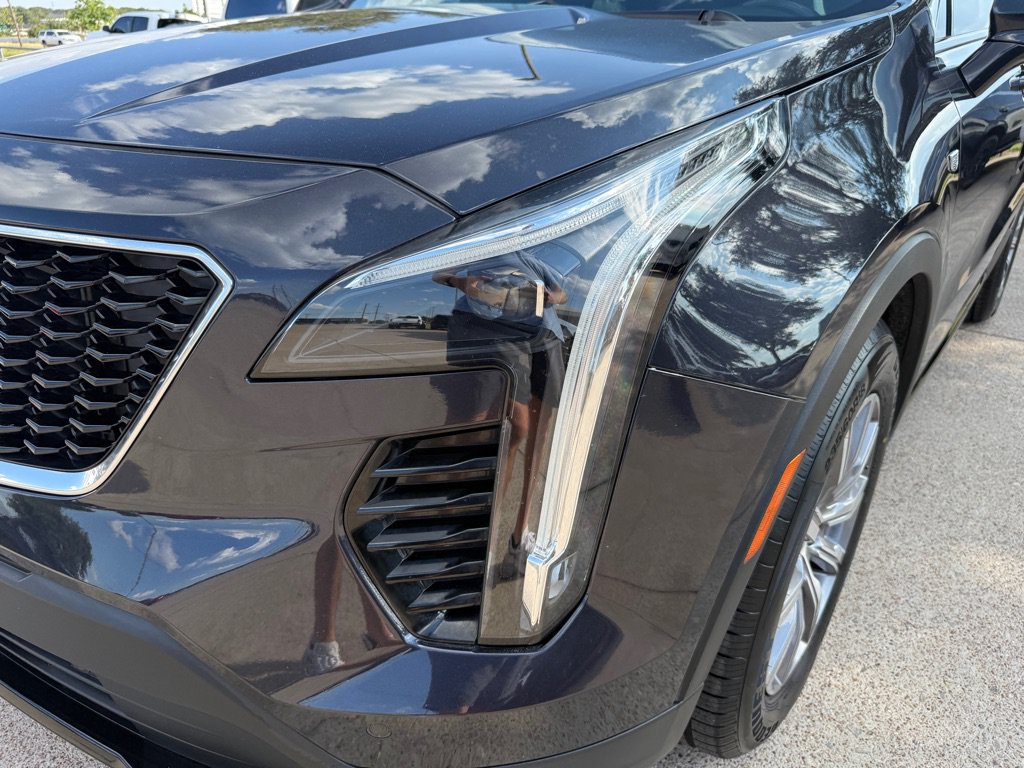 Used 2023 Cadillac XT4 Sport w/ Cold Weather Package FWD image 10