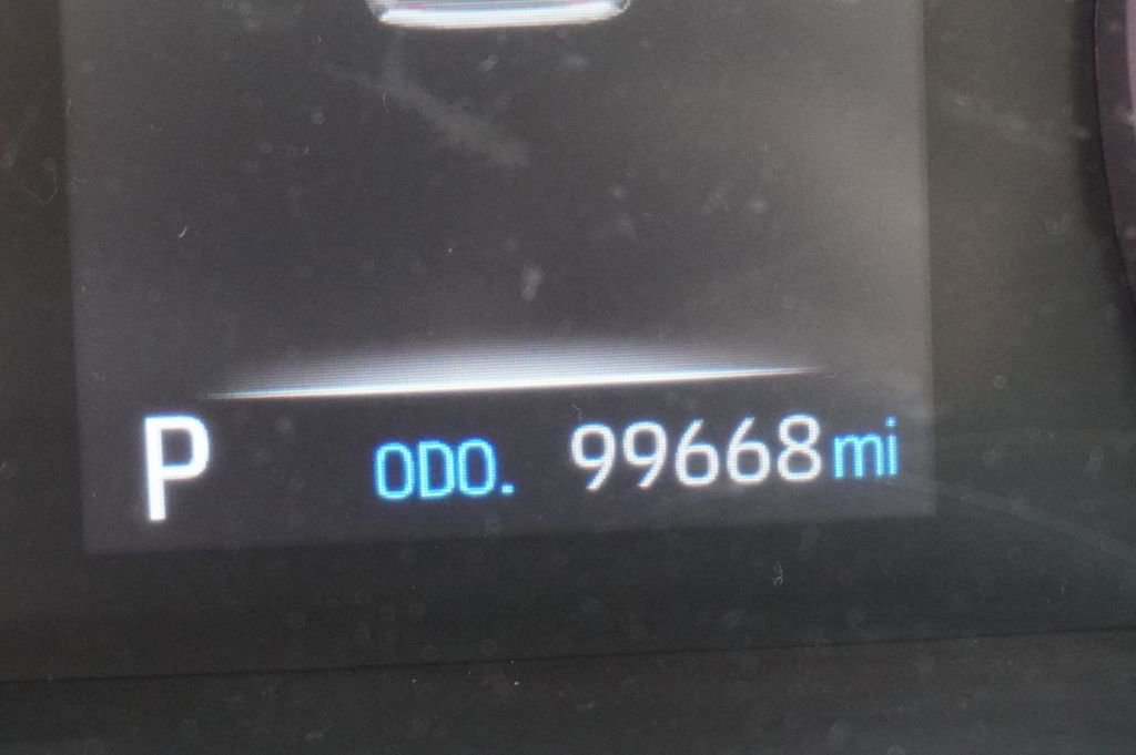 Certified 2020 Toyota RAV4 XLE w/ Carpet Mat Package image 4