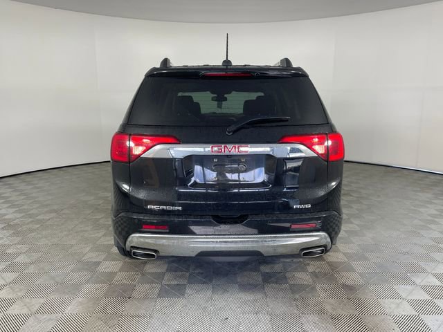 Certified 2018 GMC Acadia Denali w/ Technology Package image 16