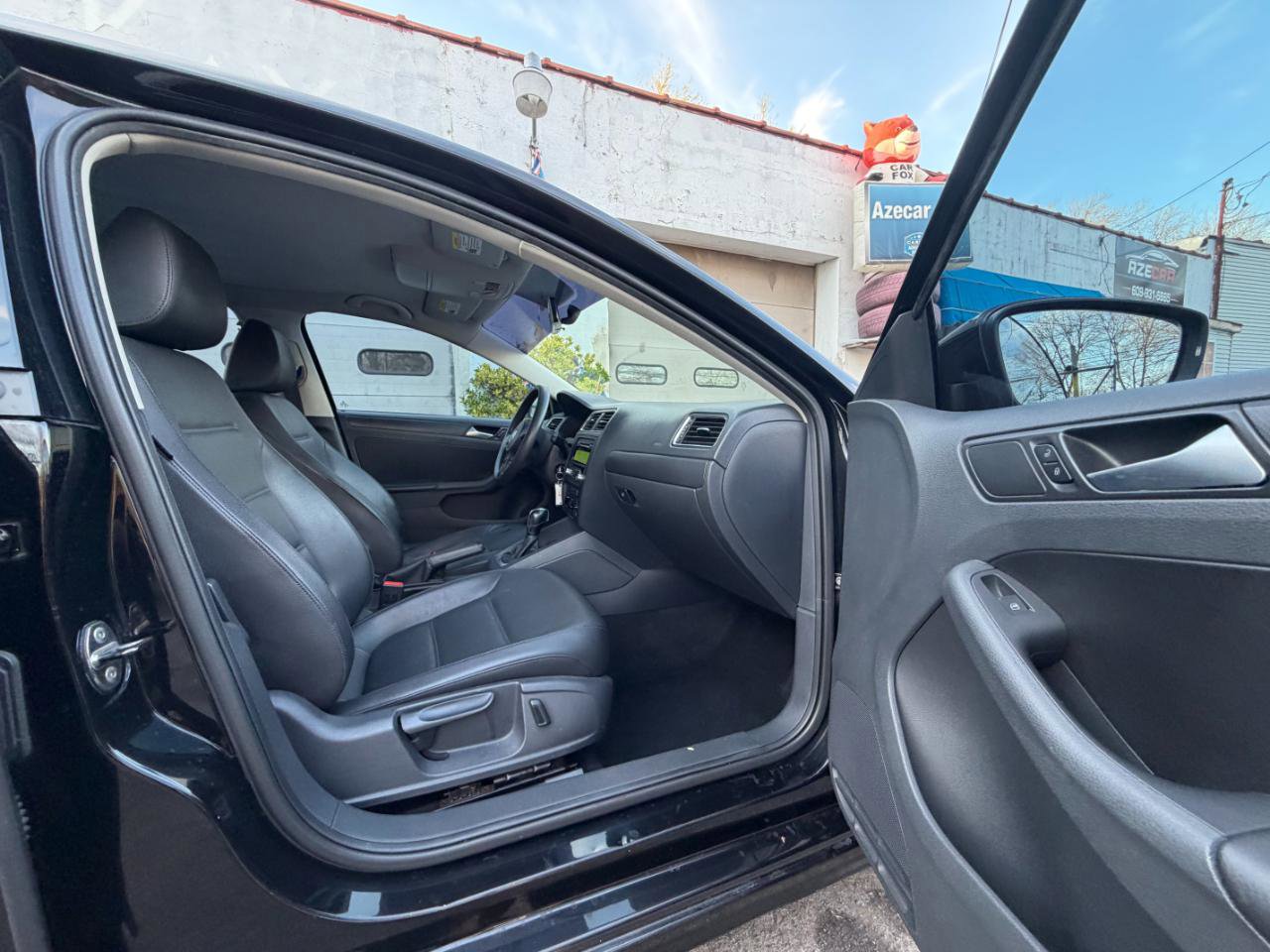 Used 2014 Volkswagen Jetta SE FWD image 33