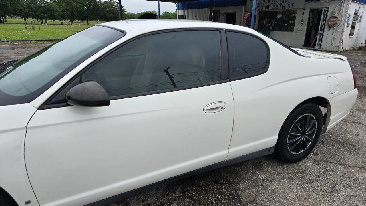 Used 2006 Chevrolet Monte Carlo LS FWD image 2