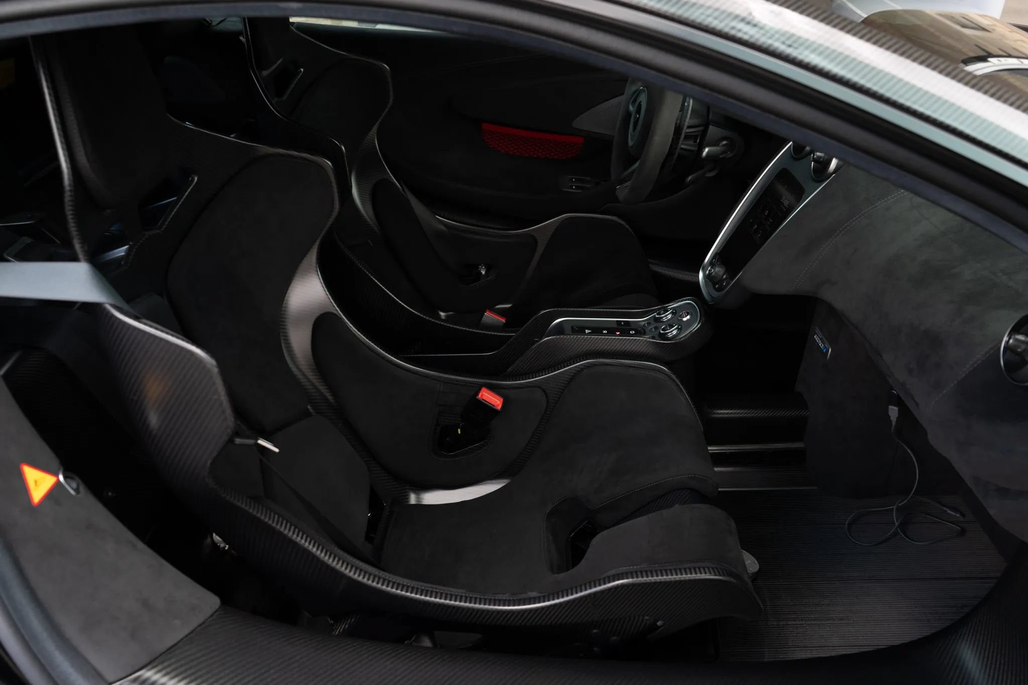 Used 2020 McLaren 620R RWD image 58