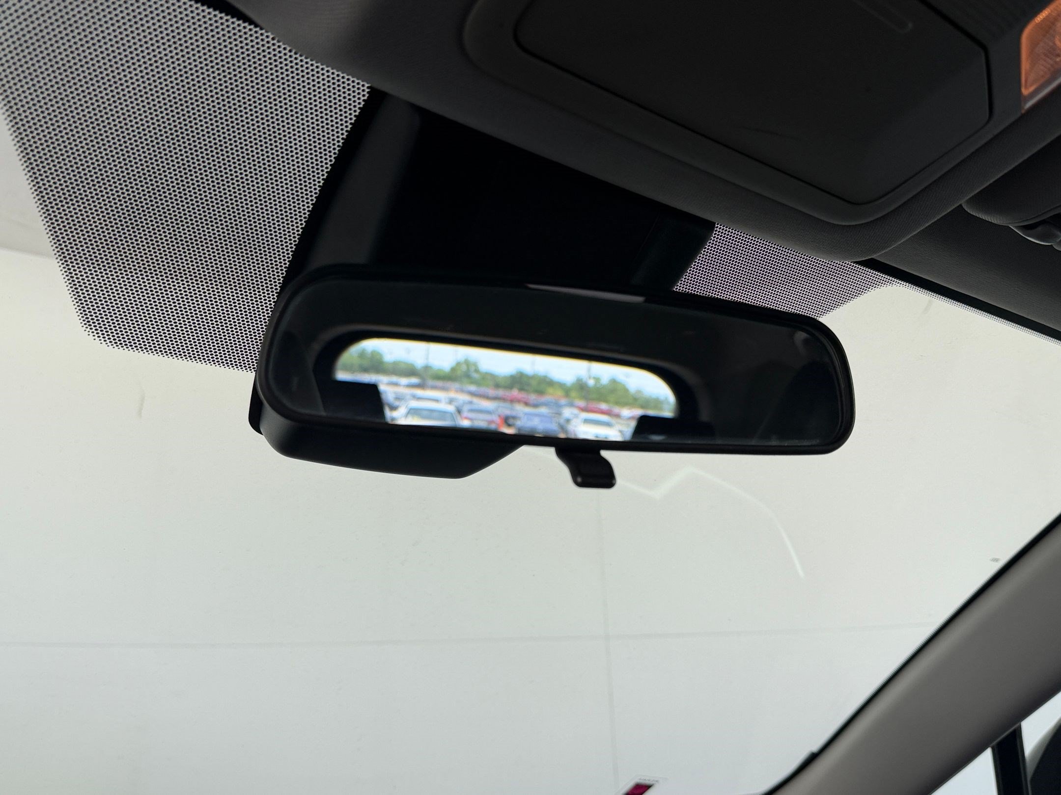 Used 2021 Toyota RAV4 LE FWD image 27