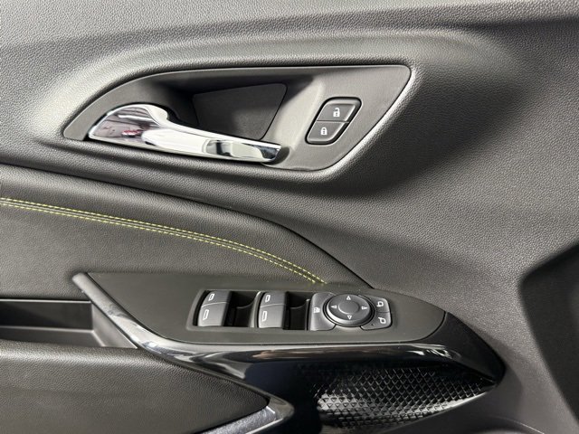 New 2025 Chevrolet Trax LT w/ Driver Confidence Package image 18