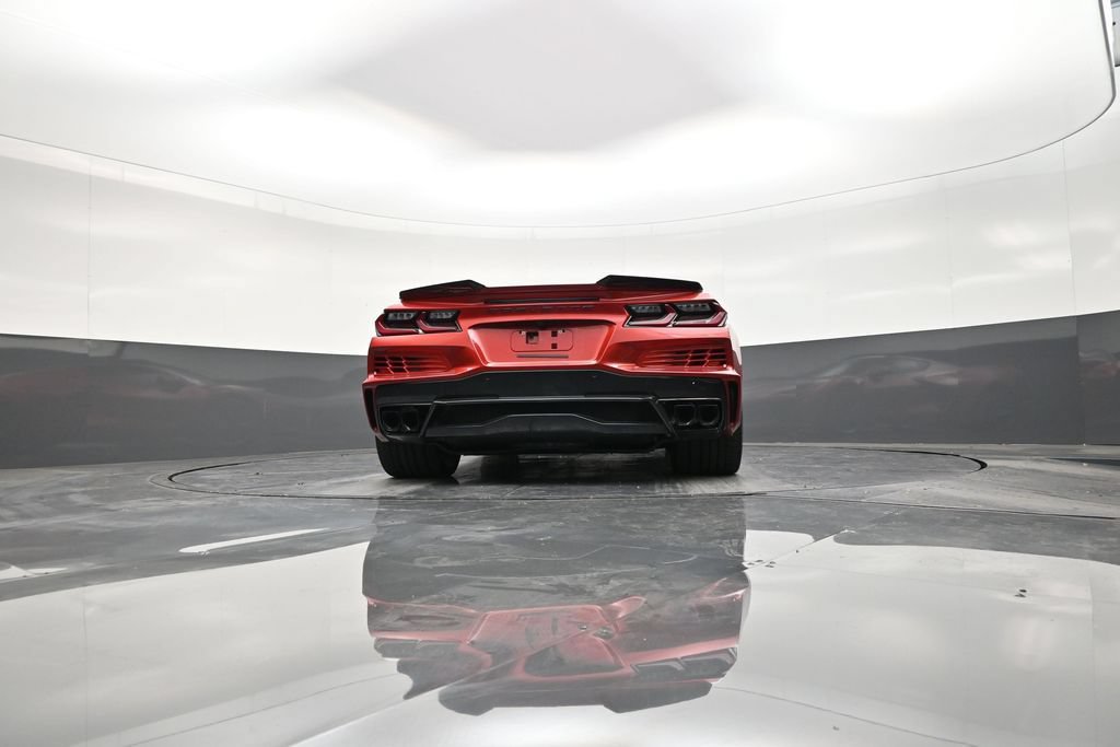 Used 2025 Chevrolet Corvette E-Ray w/ Stealth Interior Trim Package AWD/4WD image 24