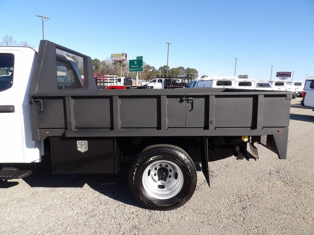 Used 2018 Ford F350 XL w/ Power Equipment Group RWD image 48
