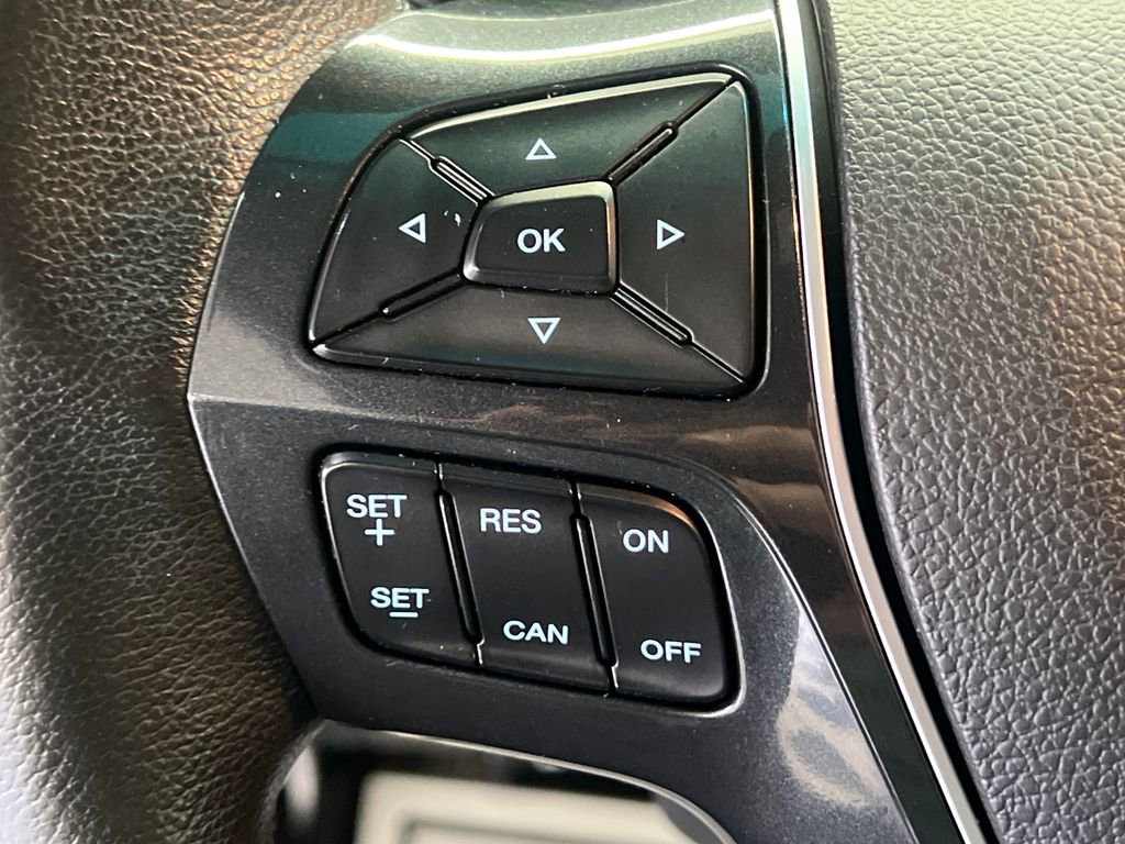 Used 2016 Ford Explorer Limited image 26