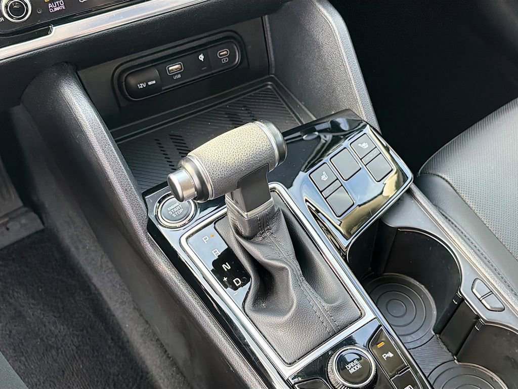 Used 2023 Kia Sportage EX image 17