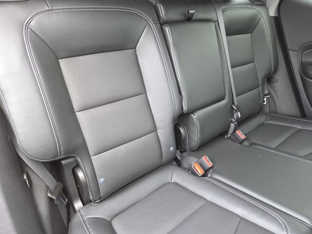 Used 2023 GMC Terrain SLT w/ Tech Package AWD/4WD image 23