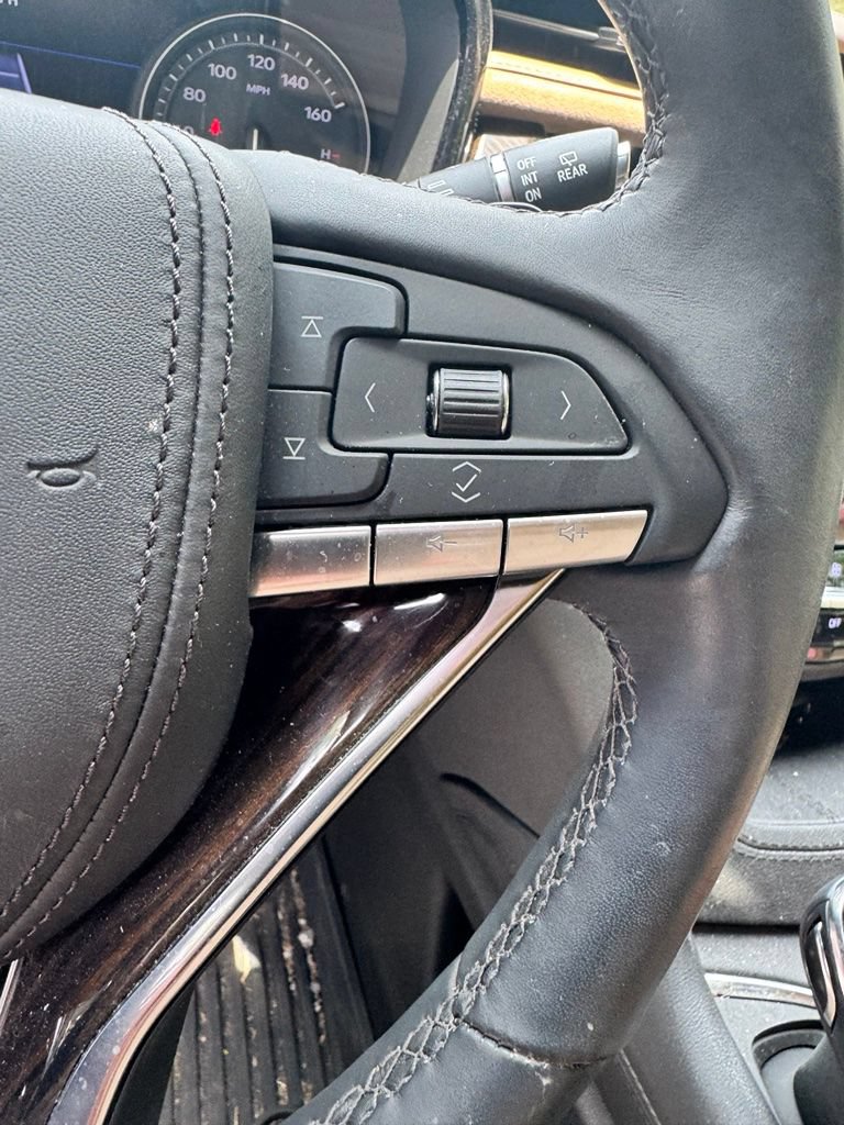 Used 2024 Cadillac XT6 Premium Luxury w/ Platinum Package FWD image 20