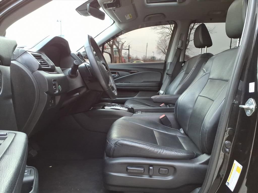 Used 2019 Honda Pilot Elite image 13