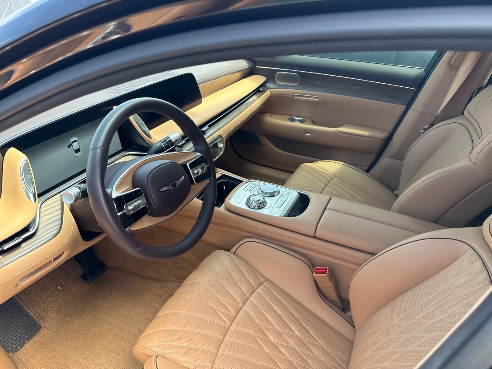 Used 2024 Genesis G90 3.5T AWD/4WD image 5