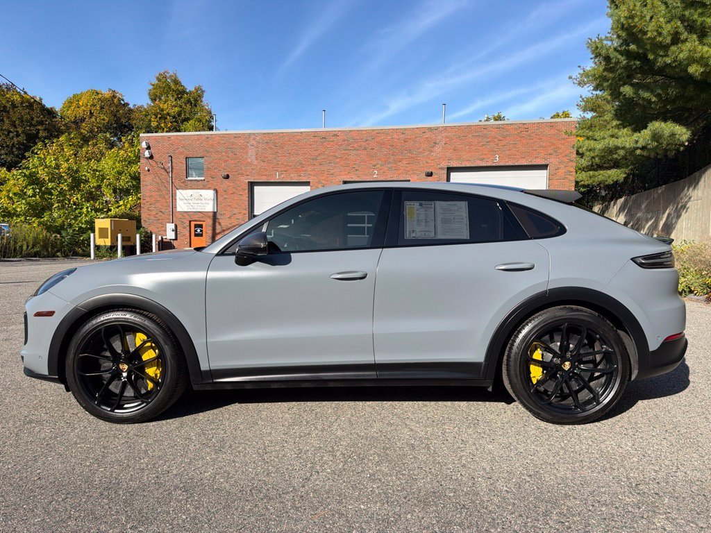 Used 2023 Porsche Cayenne Turbo GT AWD/4WD image 4