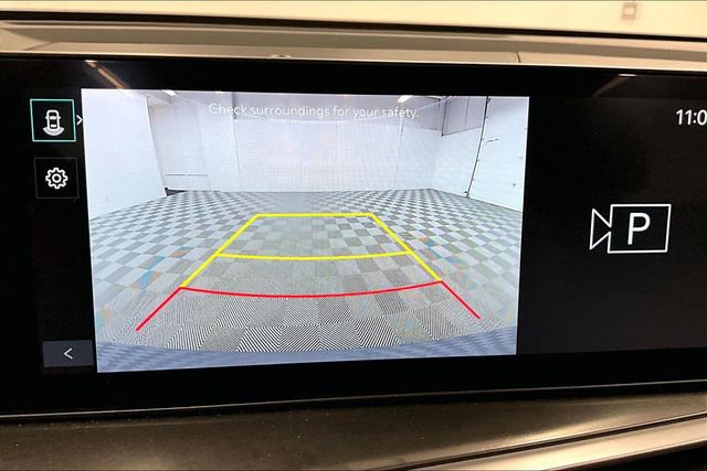 Used 2025 Kia Sorento LX image 28