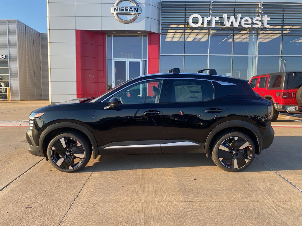 New 2026 Nissan Kicks SR w/ Cold Weather Package AWD/4WD image 2