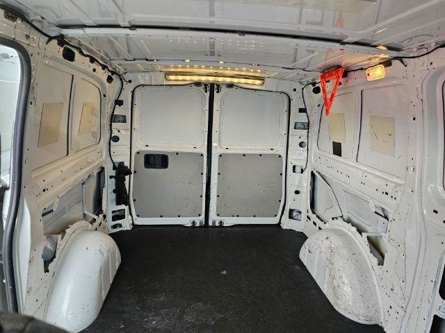 Used 2016 Mercedes-Benz Metris image 24