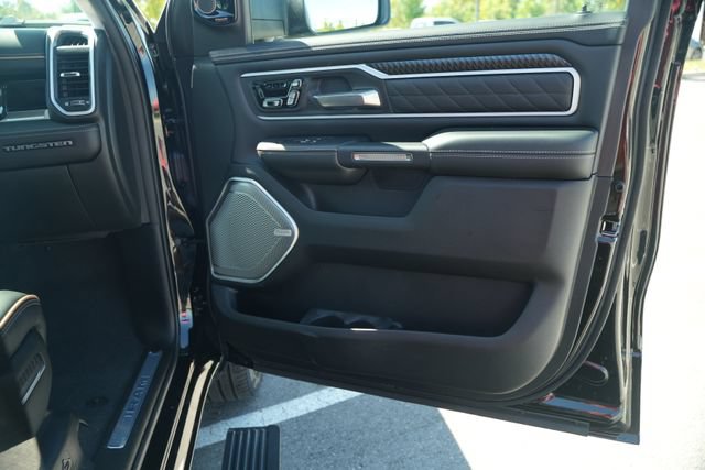 New 2026 RAM 1500 Tungsten w/ Trailer Tow Group AWD/4WD image 19
