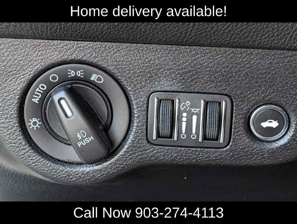 Used 2020 Dodge Challenger R/T RWD image 18