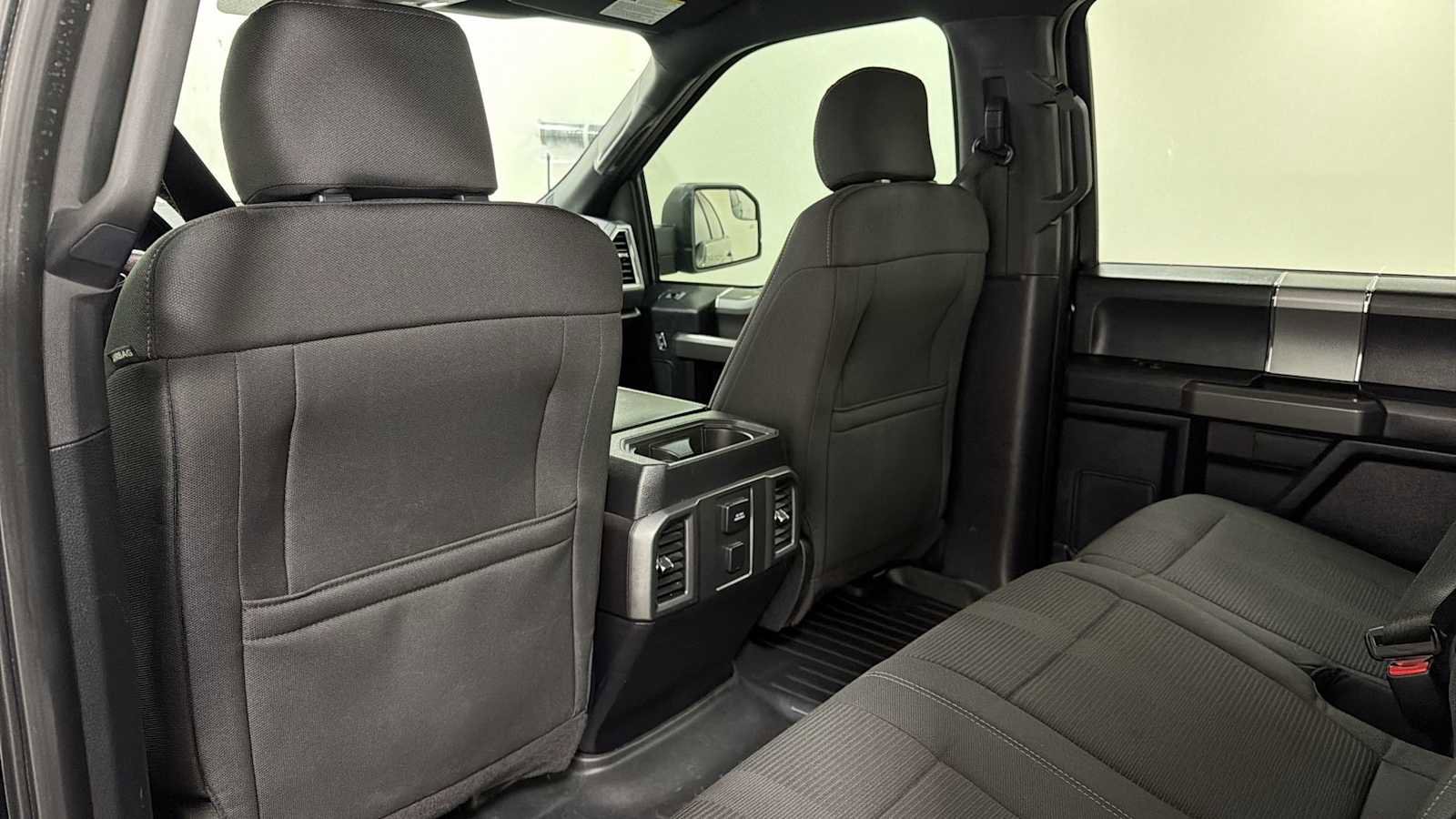 Used 2016 Ford F150 XLT w/ Equipment Group 302A Luxury AWD/4WD image 24