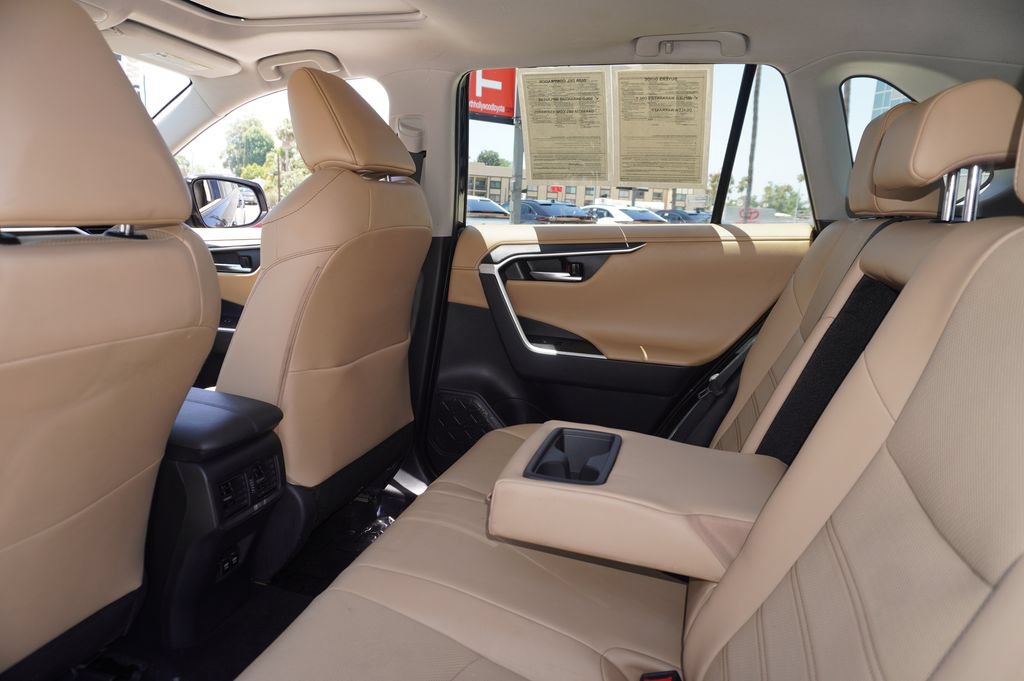 Certified 2020 Toyota RAV4 Limited AWD/4WD image 22