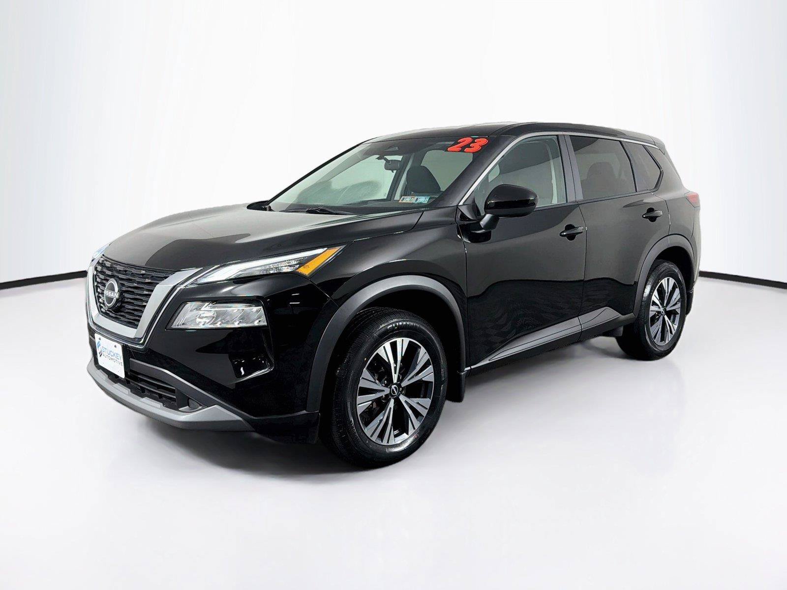 Used 2023 Nissan Rogue SV AWD/4WD image 7