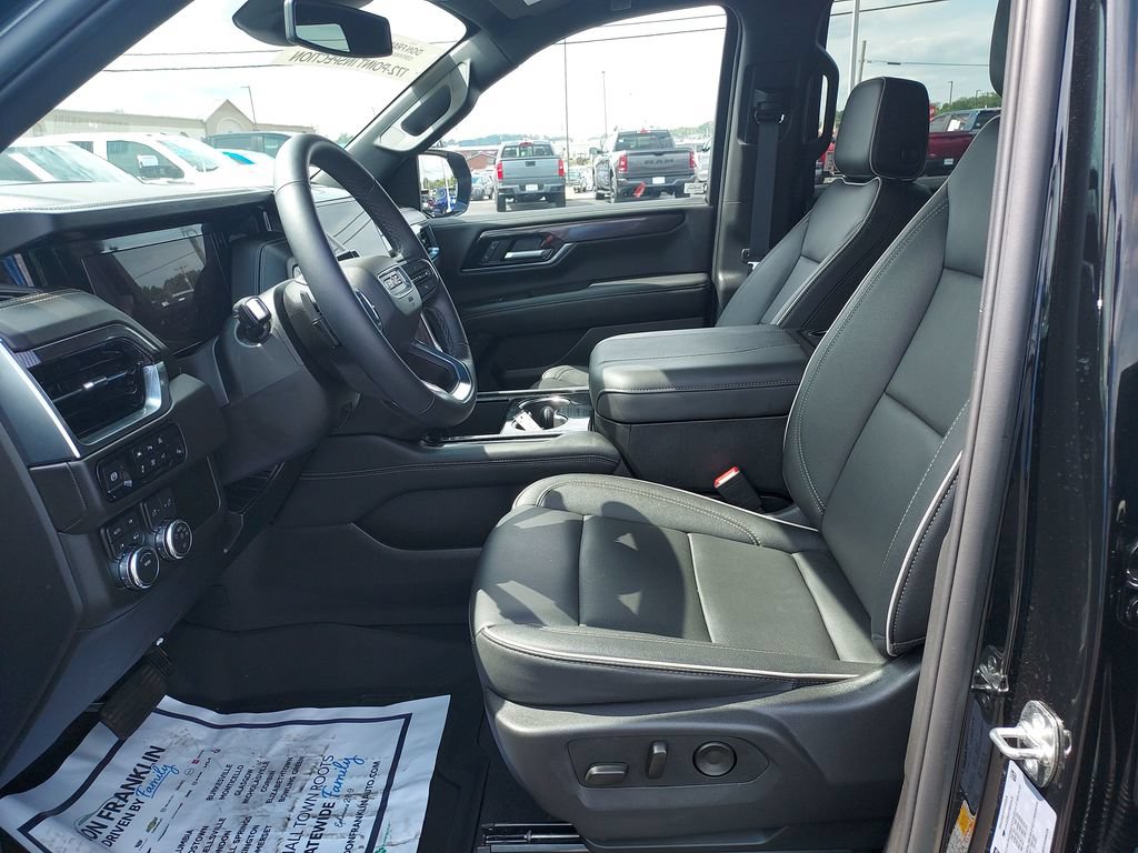 Used 2026 GMC Yukon Elevation AWD/4WD image 13