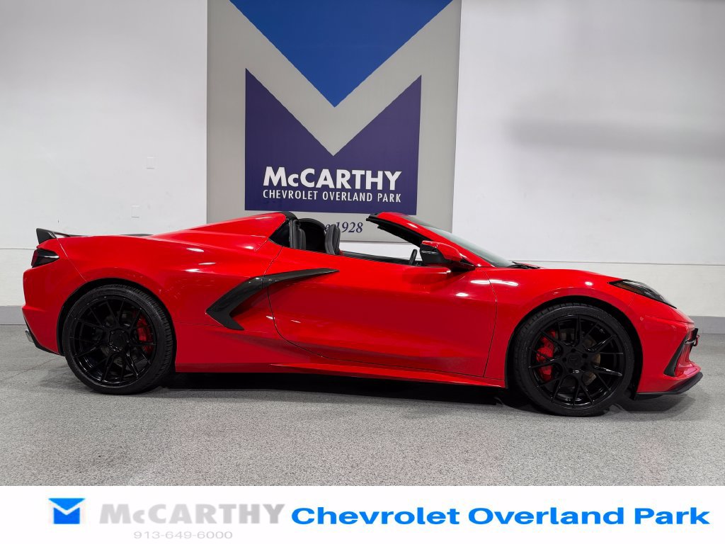 Used 2020 Chevrolet Corvette Stingray Convertible w/ Z51 Performance Package RWD image 4