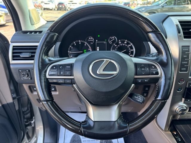 Used 2021 Lexus GX 460 Premium w/ Accessory Package AWD/4WD image 14
