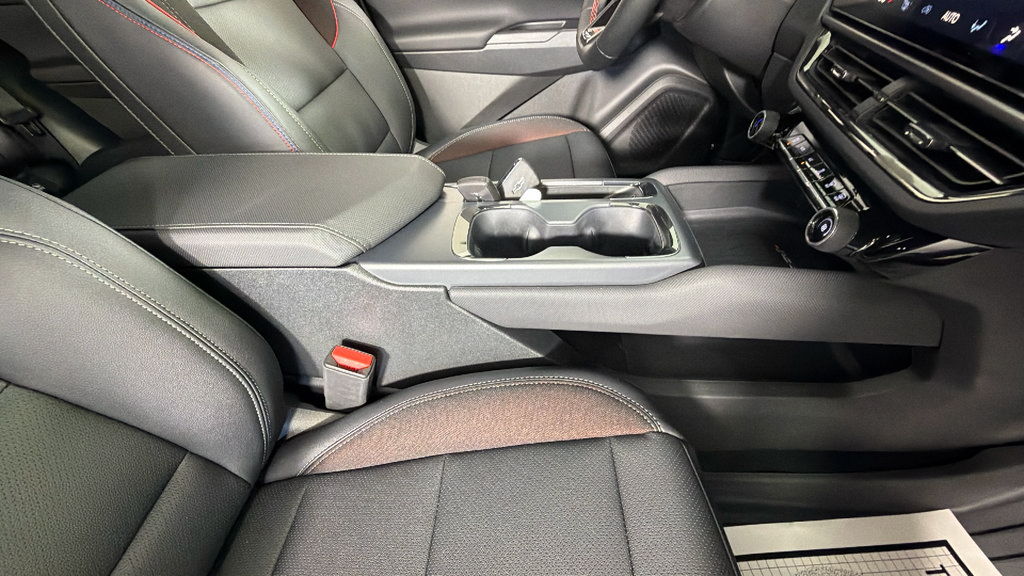 Certified 2026 Chevrolet Equinox EV RS AWD/4WD image 34