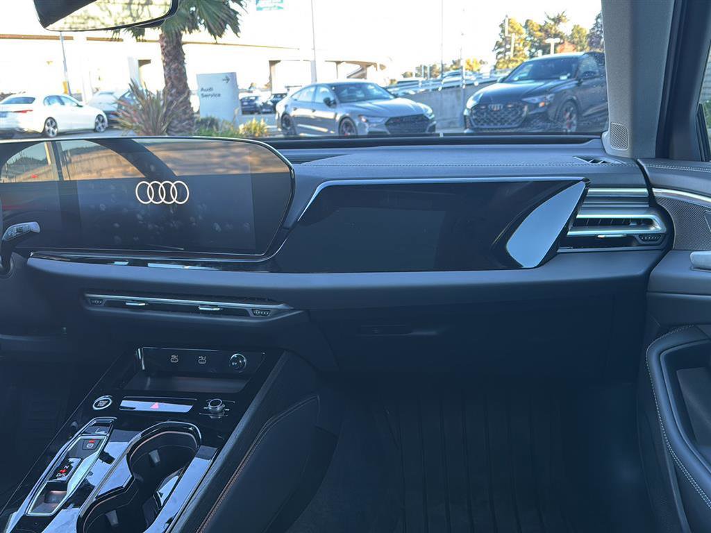 Used 2025 Audi A5 2.0T Premium Plus w/ Premium Plus image 11