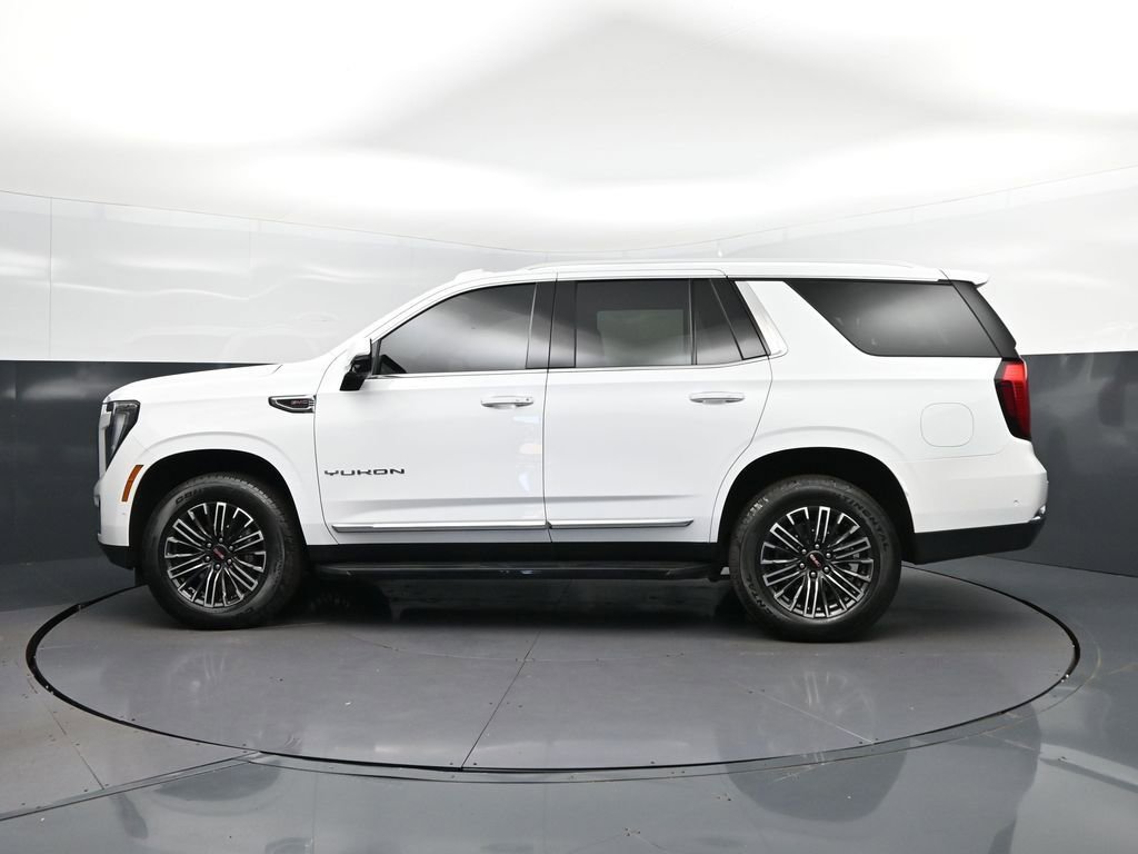 Used 2025 GMC Yukon Elevation w/ LPO, Elevation Black Package AWD/4WD image 4