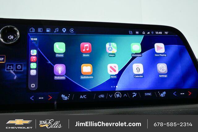 Used 2026 Chevrolet Traverse LT w/ Sun and Wheel Package FWD image 15