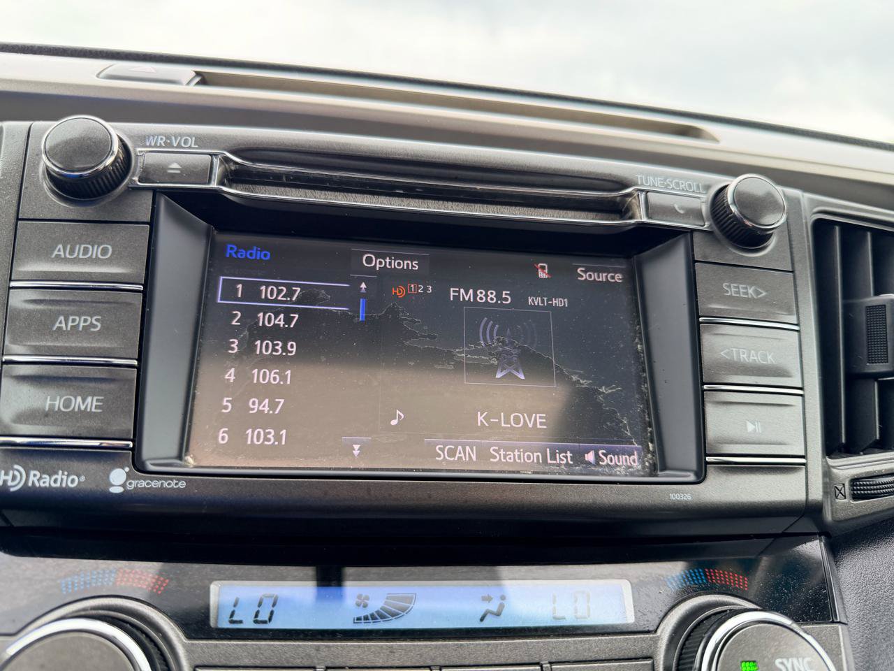Used 2015 Toyota RAV4 XLE FWD image 26