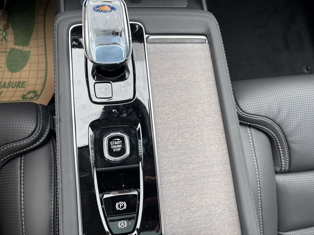 New 2026 Volvo XC90 B6 Ultra w/ Protection Package Premier image 30
