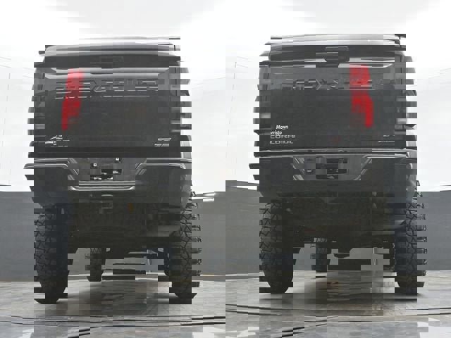 Used 2024 Chevrolet Colorado ZR2 image 32