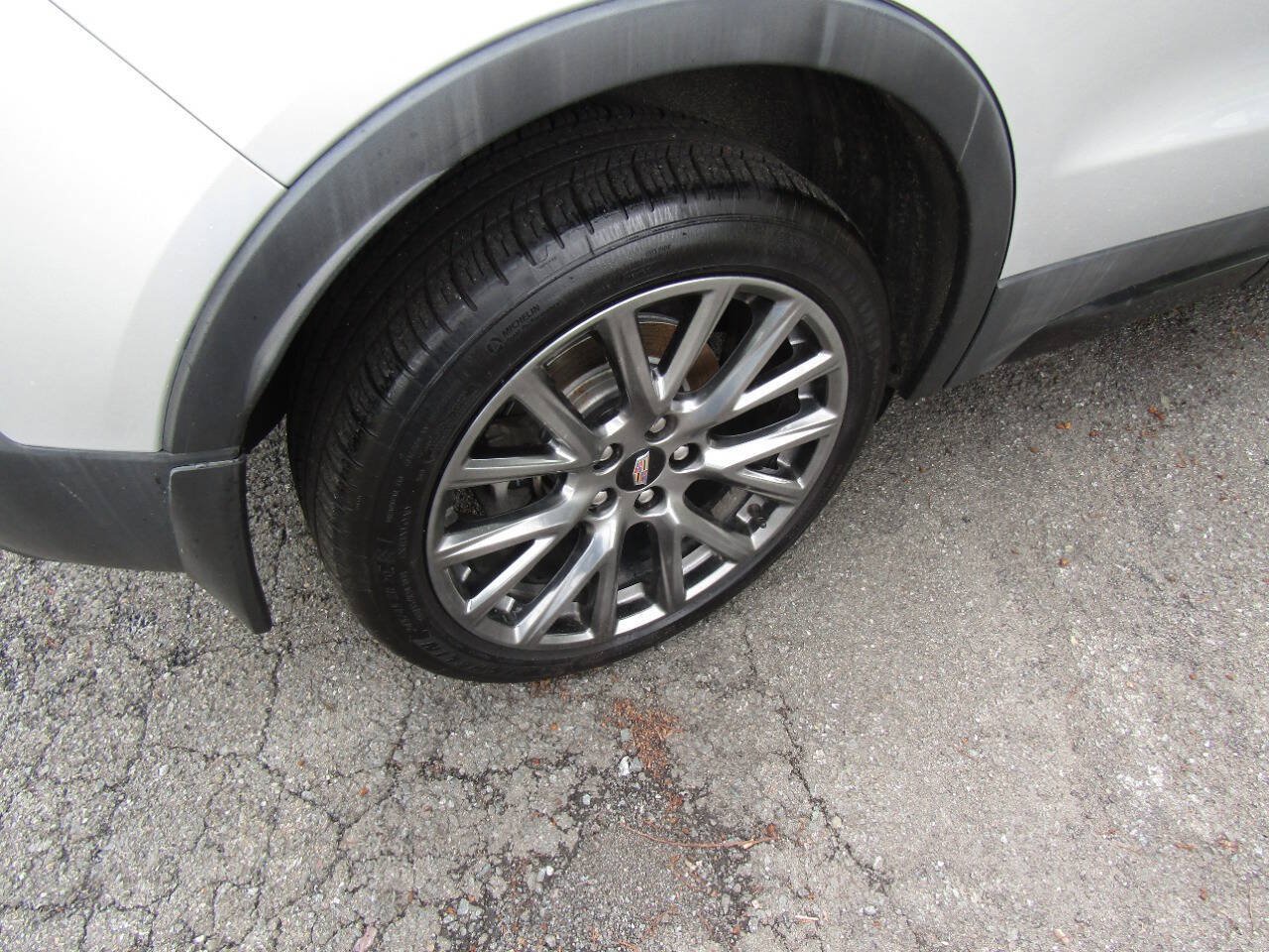 Used 2019 Cadillac XT4 Sport AWD/4WD image 31