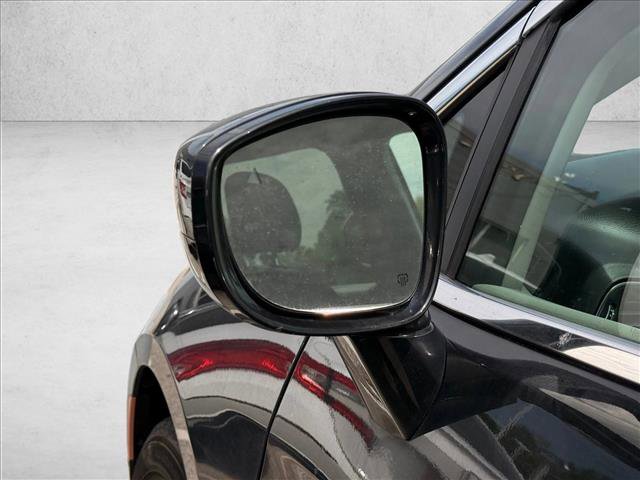 Used 2019 Chrysler Pacifica Touring-L FWD image 15