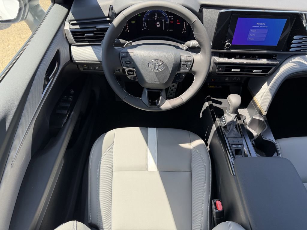 Used 2026 Toyota Camry SE FWD image 14