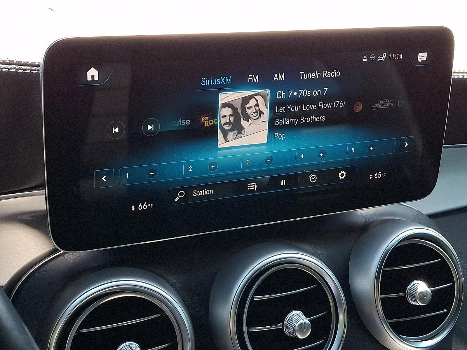 Used 2022 Mercedes-Benz GLC 300 4MATIC image 16