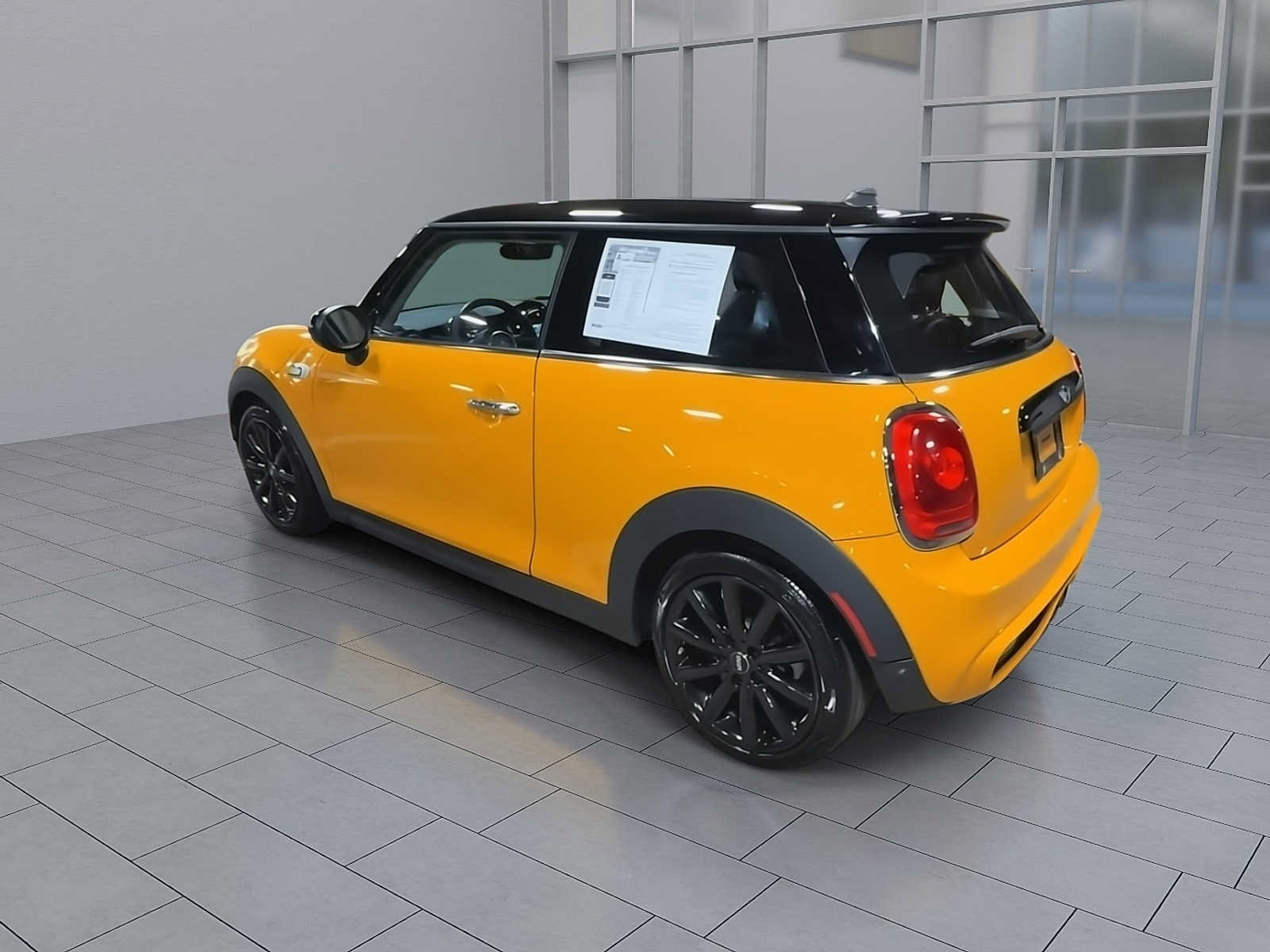 Used 2018 MINI Cooper S FWD image 6