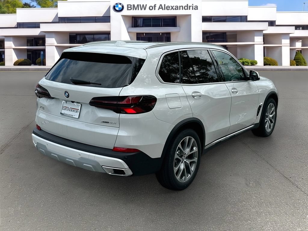 New 2026 BMW X5 xDrive40i AWD/4WD image 5