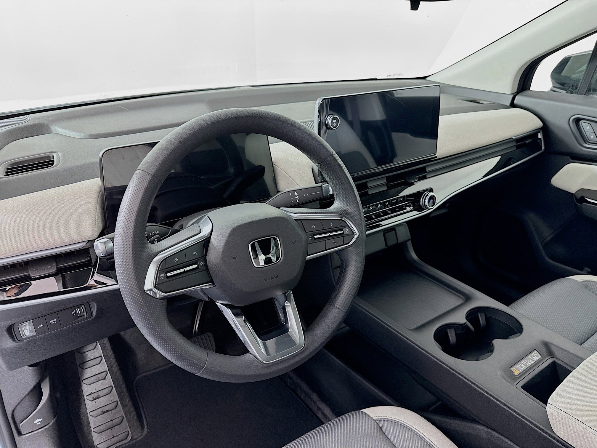 New 2025 Honda Prologue EX image 9