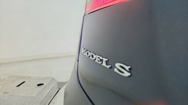 Used 2019 Tesla Model S 100D image 18