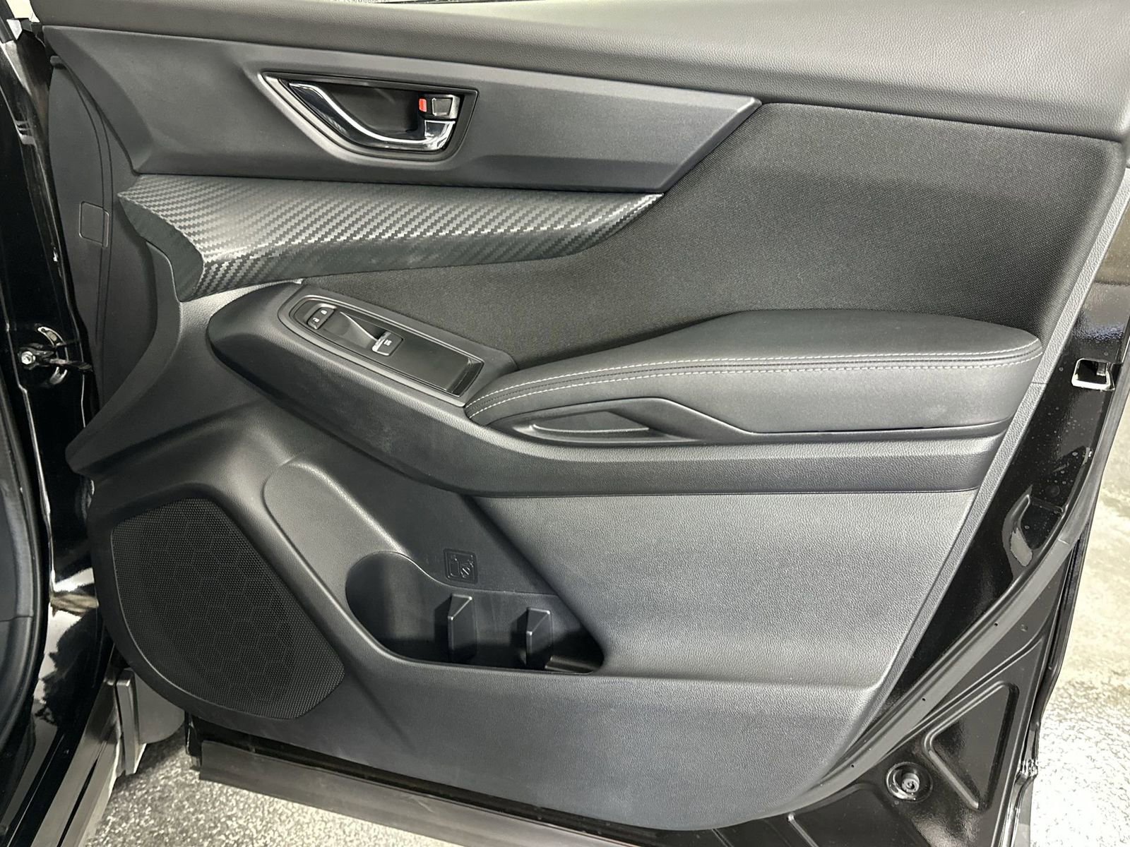 Used 2023 Subaru Ascent Premium image 34